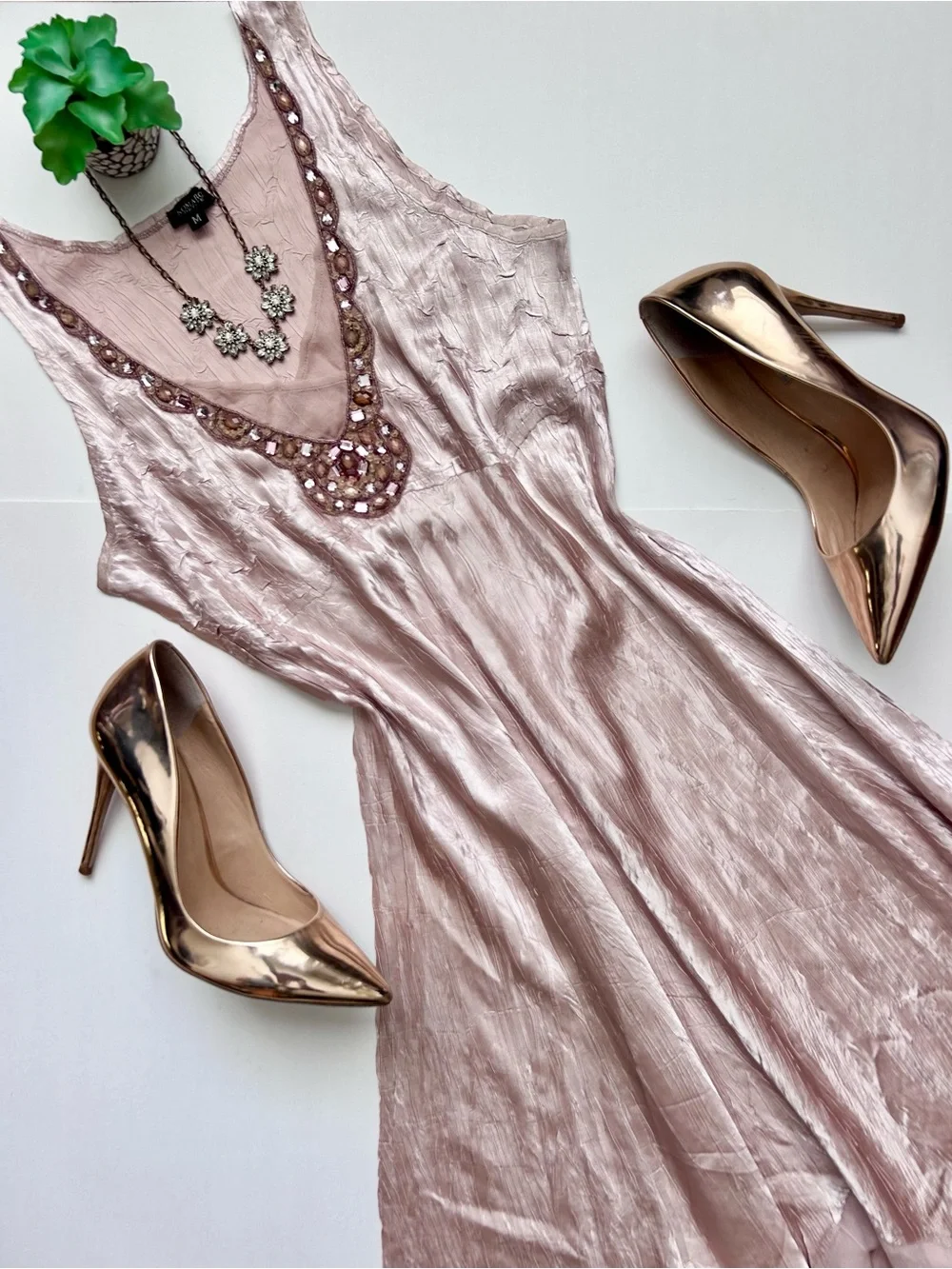 Komarov Embellished Empire Waist Crinkle Satin Dress Blush Pink Size Medium